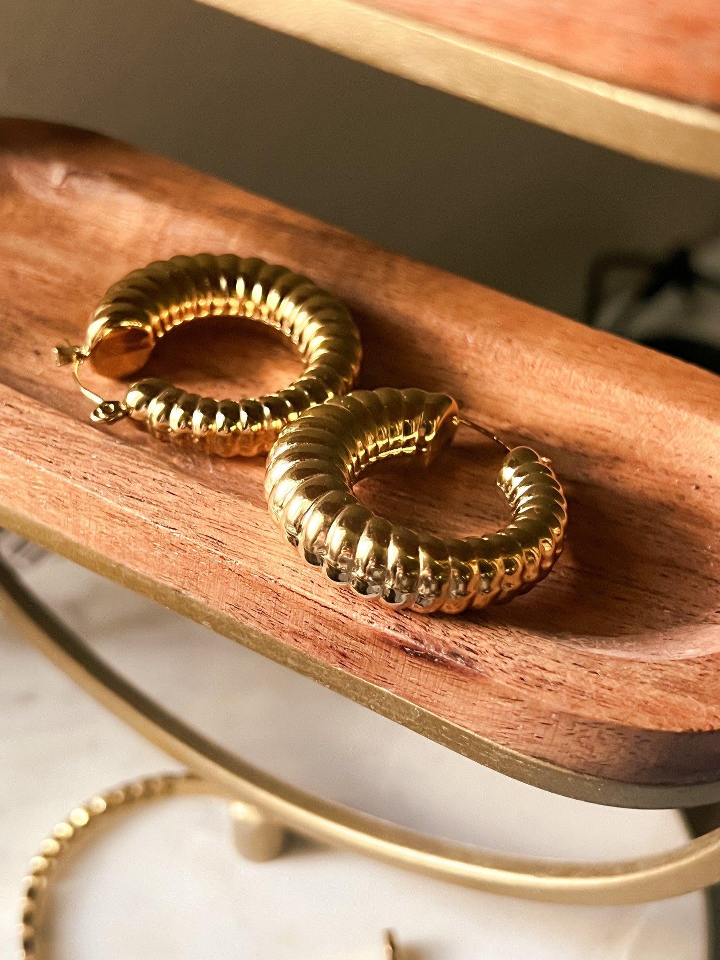 Vay earrings
